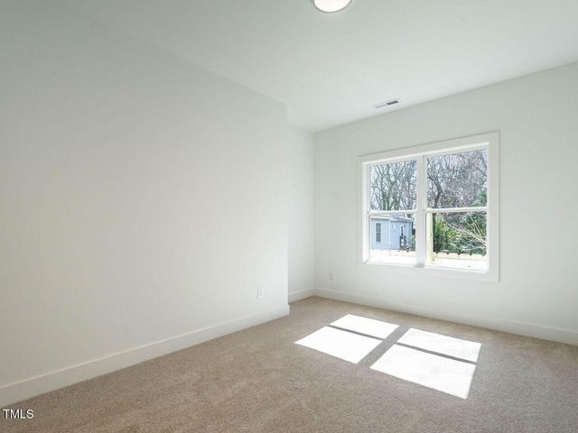 620 Walnut Heights Drive 101, Raleigh, NC 27610