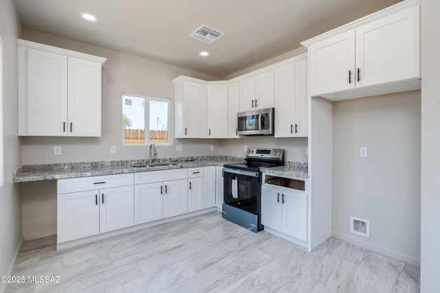 4205 N 16th Place, Tucson, AZ 85705