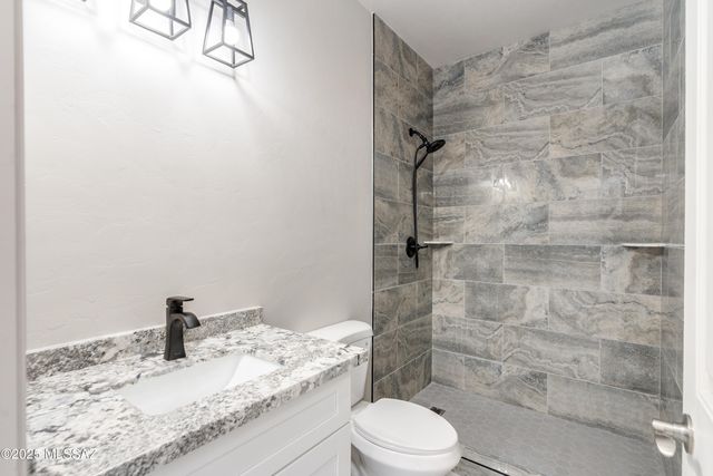 4205 N 16th Place, Tucson, AZ 85705