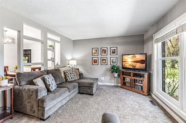 3445 Nimitz St, Eau Claire, WI 54701