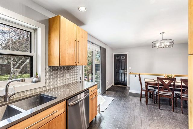 3445 Nimitz St, Eau Claire, WI 54701