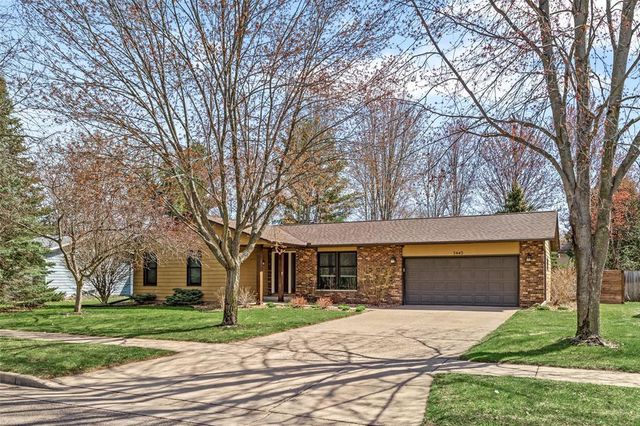 3445 Nimitz St, Eau Claire, WI 54701