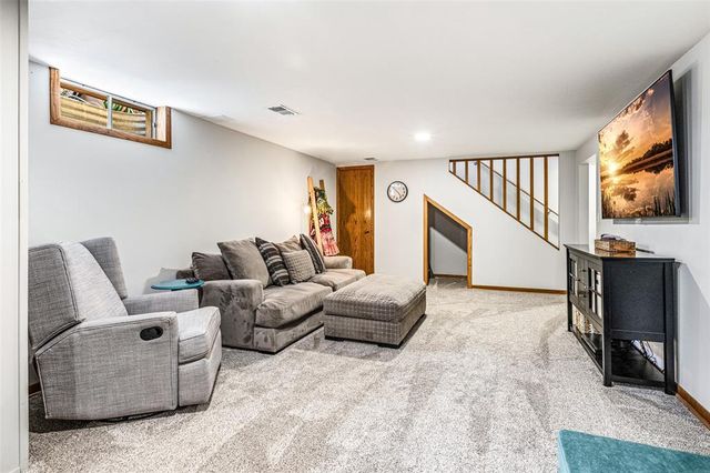 3445 Nimitz St, Eau Claire, WI 54701