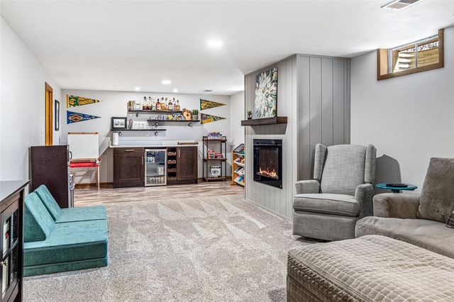 3445 Nimitz St, Eau Claire, WI 54701