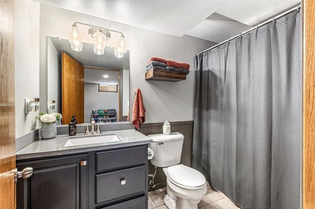 3445 Nimitz St, Eau Claire, WI 54701