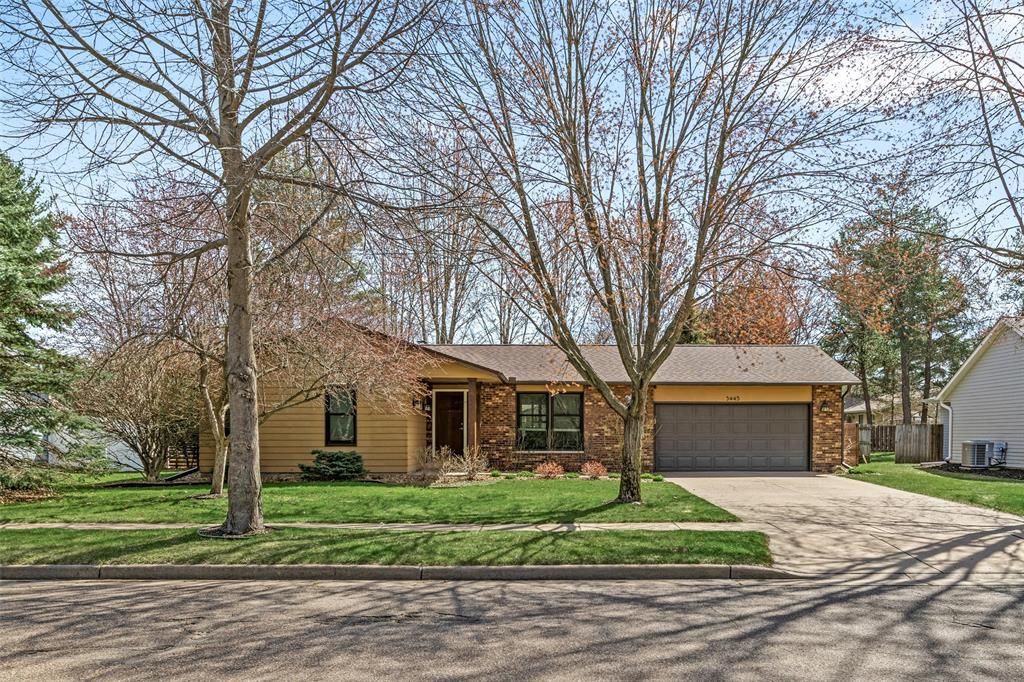 3445 Nimitz St, Eau Claire, WI 54701
