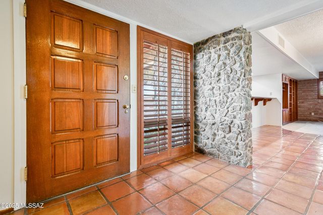 5720 E 7th Street, Tucson, AZ 85711