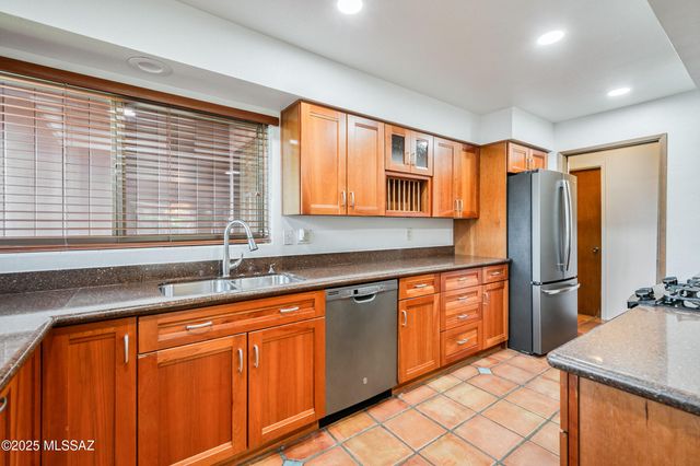 5720 E 7th Street, Tucson, AZ 85711