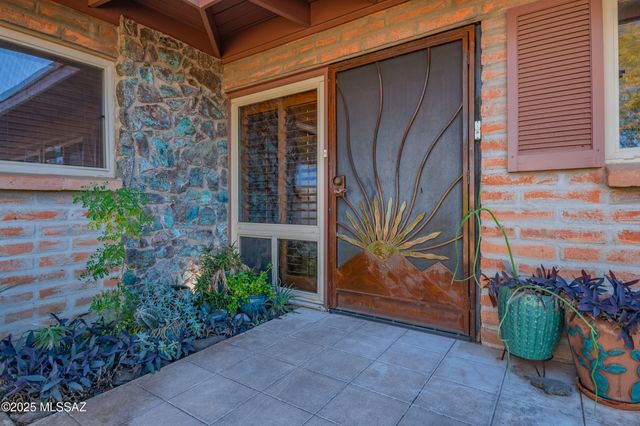 5720 E 7th Street, Tucson, AZ 85711