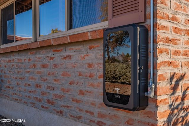 5720 E 7th Street, Tucson, AZ 85711