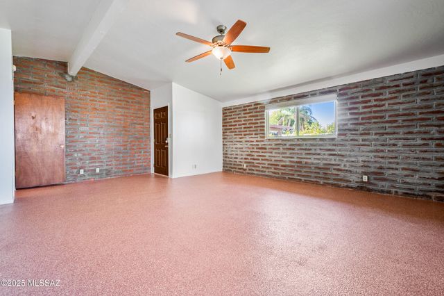 5720 E 7th Street, Tucson, AZ 85711