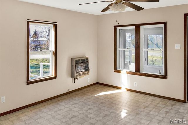 160 Broadway Street, Edgar Springs, MO 65462