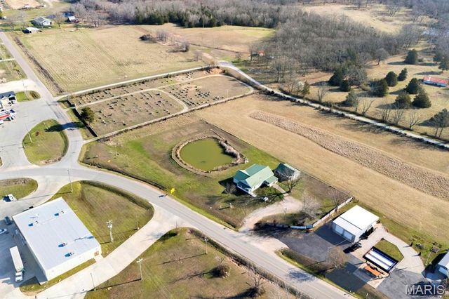 160 Broadway Street, Edgar Springs, MO 65462