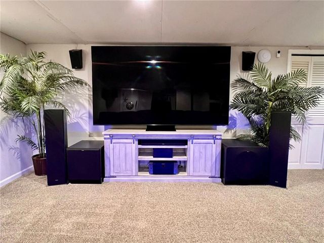 2513 NE Remington Court, Blue Springs, MO 64014