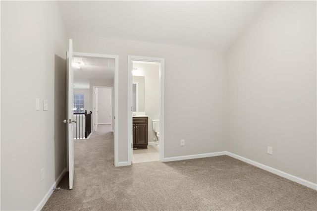 1021 Reddy Farm Road, Grayson, GA 30017