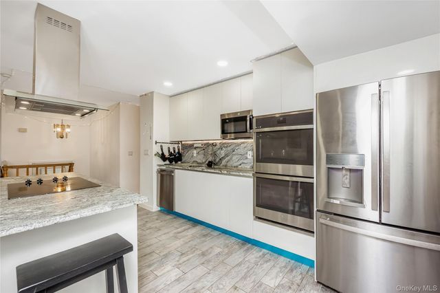 22 3rd Street, Ronkonkoma, NY 11779