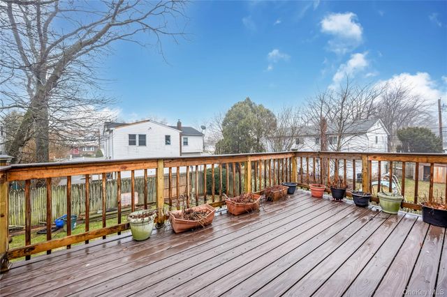 22 3rd Street, Ronkonkoma, NY 11779