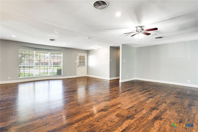 3106 Hickory Road, Temple, TX 76502