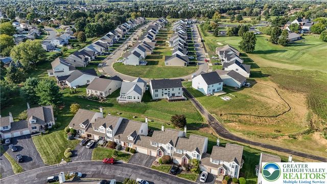 237 Ridings Circle, Macungie Boro, PA 18062