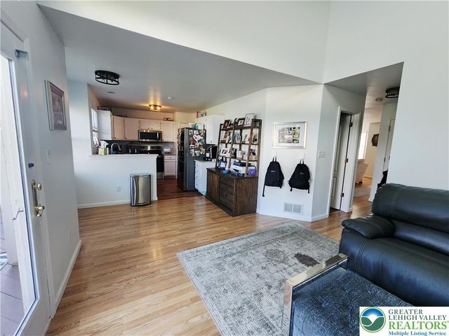 237 Ridings Circle, Macungie Boro, PA 18062