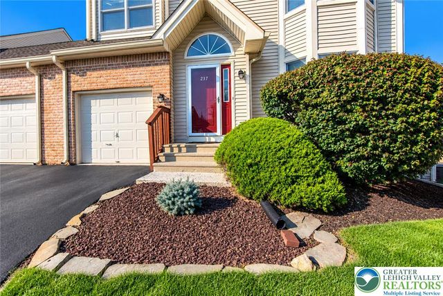 237 Ridings Circle, Macungie Boro, PA 18062
