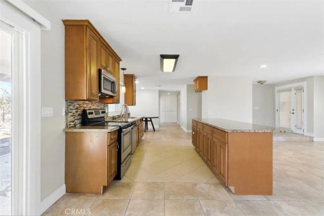 56620 Hidden Gold Drive, Yucca Valley, CA 92284