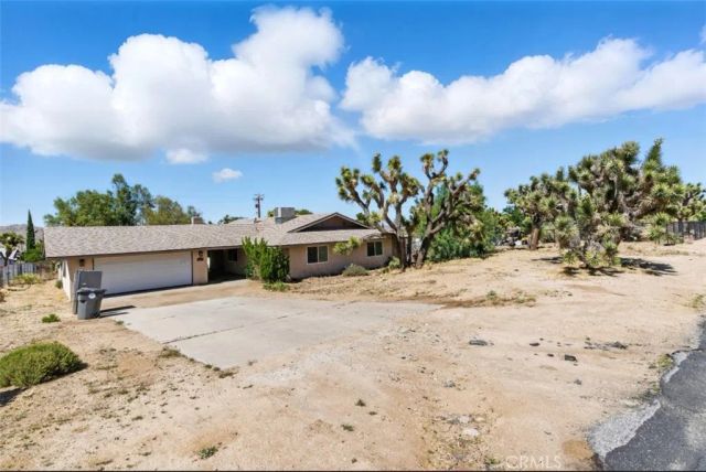 56620 Hidden Gold Drive, Yucca Valley, CA 92284