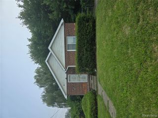 371 Nebraska, Pontiac, MI 48341