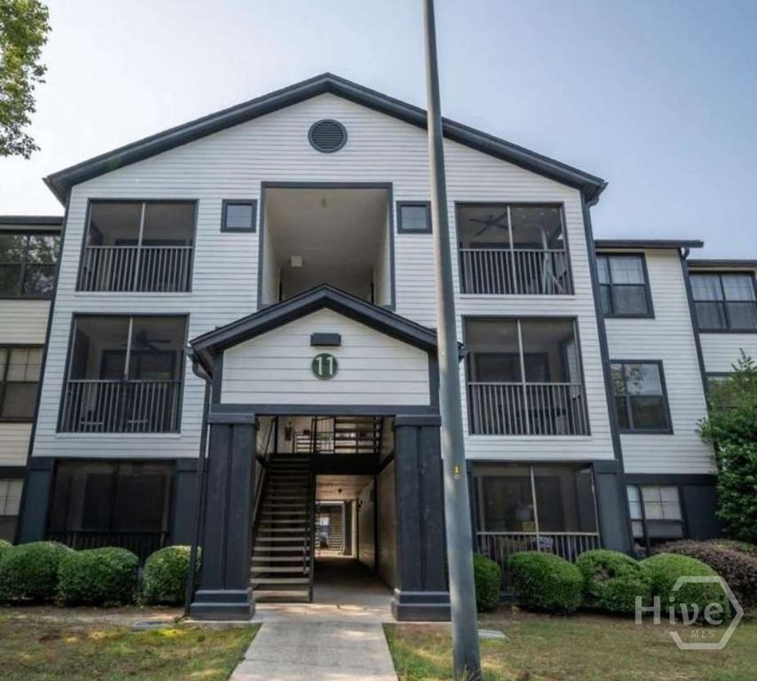 211 North Avenue 1125, Athens, GA 30601
