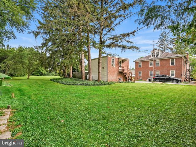 15 E ROSEVILLE RD, Lancaster, PA 17601