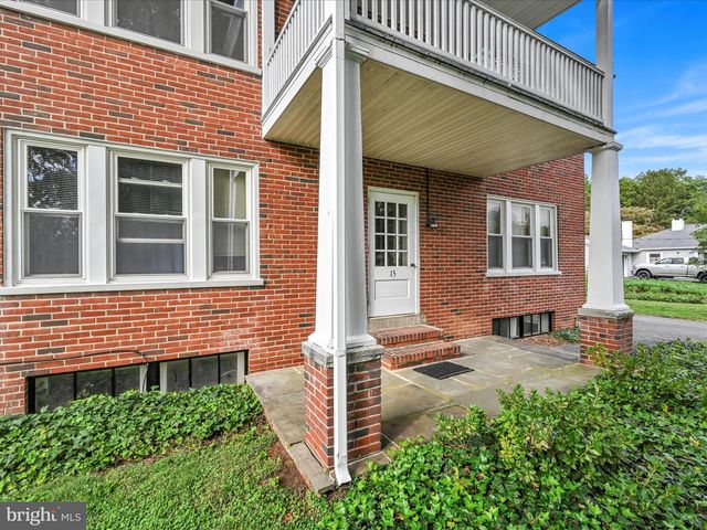 15 E ROSEVILLE RD, Lancaster, PA 17601