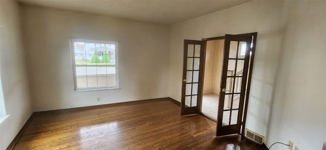 386 Pittsburgh Circle, Ellwood City, PA 16117