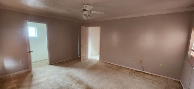 386 Pittsburgh Circle, Ellwood City, PA 16117