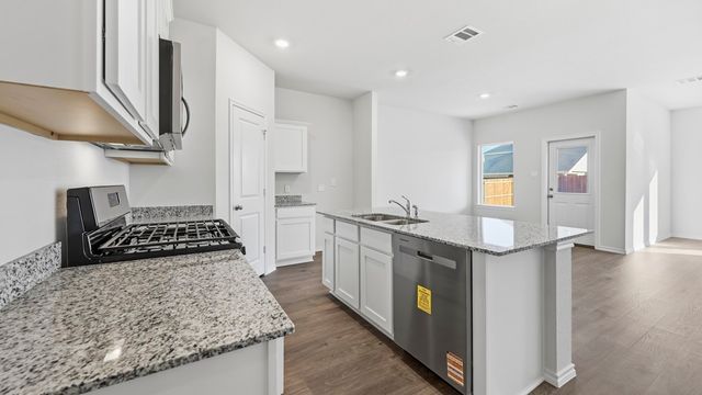 763 Lantana Lane, Pilot Point, TX 76258