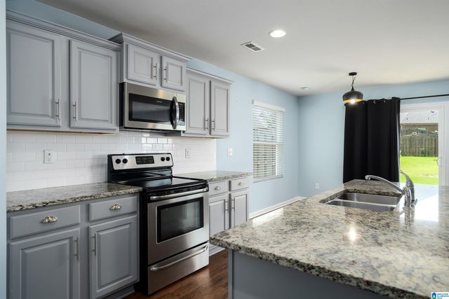 267 SARAH WAY, Kimberly, AL 35091