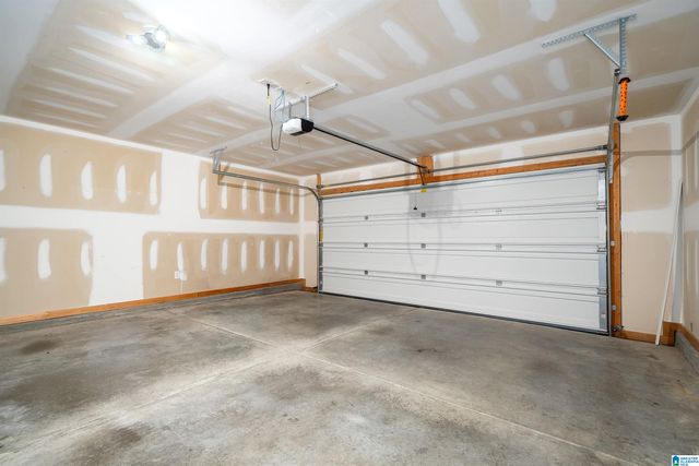 267 SARAH WAY, Kimberly, AL 35091
