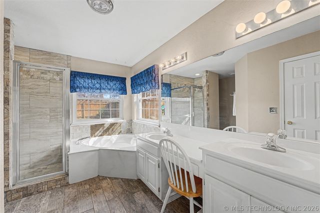 4347 S 200th Avenue E, Broken Arrow, OK 74014