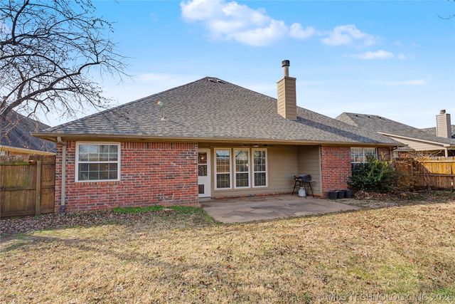 4347 S 200th Avenue E, Broken Arrow, OK 74014