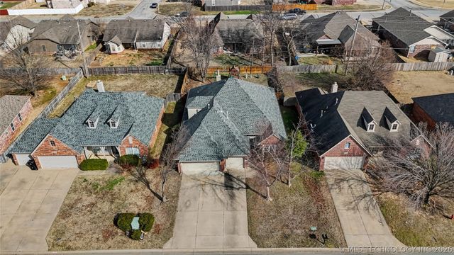 4347 S 200th Avenue E, Broken Arrow, OK 74014