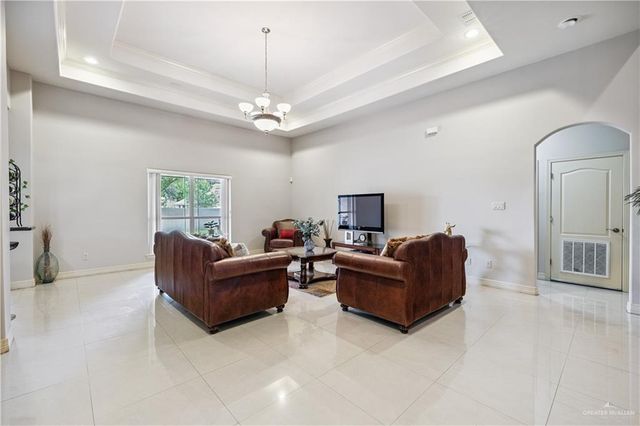 2005 E 28th Street, Mission, TX 78574