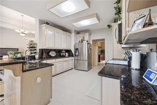 2005 E 28th Street, Mission, TX 78574