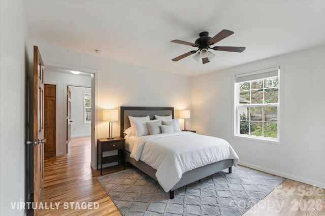 65 New Jersey Avenue, Asheville, NC 28806