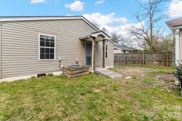 65 New Jersey Avenue, Asheville, NC 28806