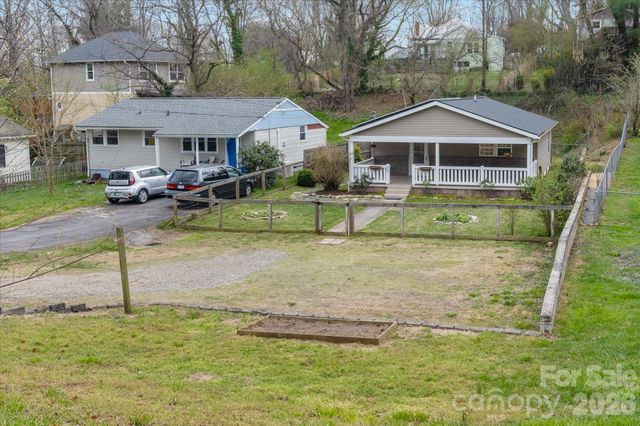 65 New Jersey Avenue, Asheville, NC 28806