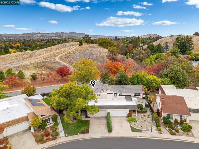 2115 Wilmington Dr, Walnut Creek, CA 94596