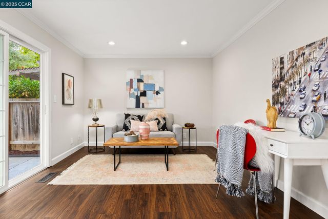 2115 Wilmington Dr, Walnut Creek, CA 94596