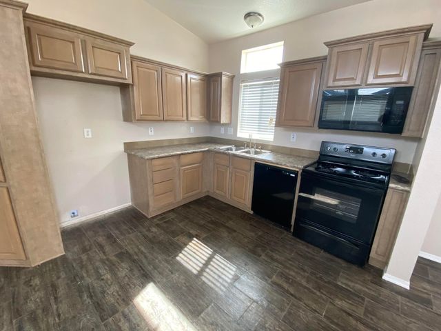 400 4th, Site 56 Street, Estancia, NM 87016