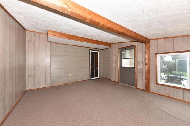 722 Summit AVENUE, Waukesha, WI 53188