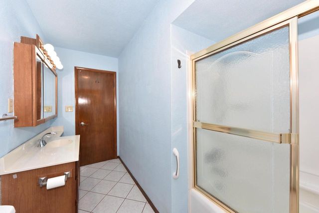 722 Summit AVENUE, Waukesha, WI 53188
