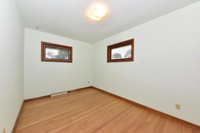 722 Summit AVENUE, Waukesha, WI 53188